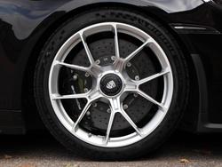 PORSCHE 911 Photo 4