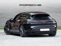 PORSCHE Taycan Photo 2