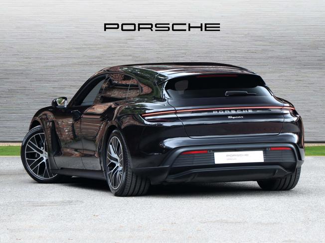 PORSCHE Taycan Photo 2