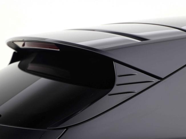 PORSCHE Taycan Photo 22