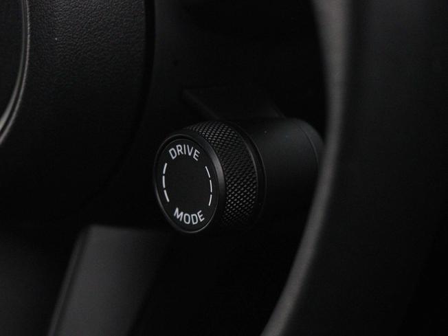 PORSCHE Taycan Photo 34