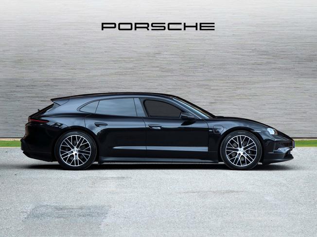PORSCHE Taycan Photo 5