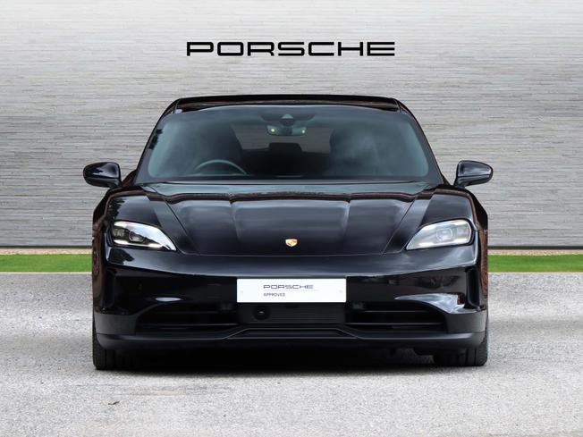 PORSCHE Taycan Photo 7