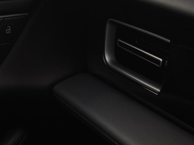 PORSCHE Taycan Photo 18