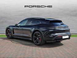 PORSCHE Taycan Photo 2