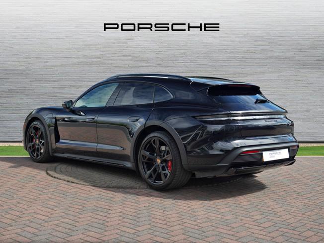 PORSCHE Taycan Photo 2