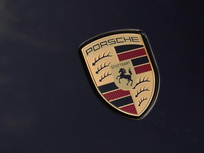 PORSCHE Taycan Photo 46