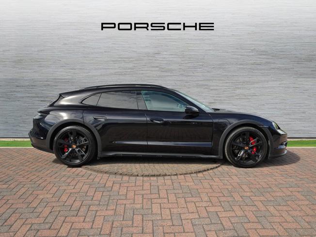PORSCHE Taycan Photo 5