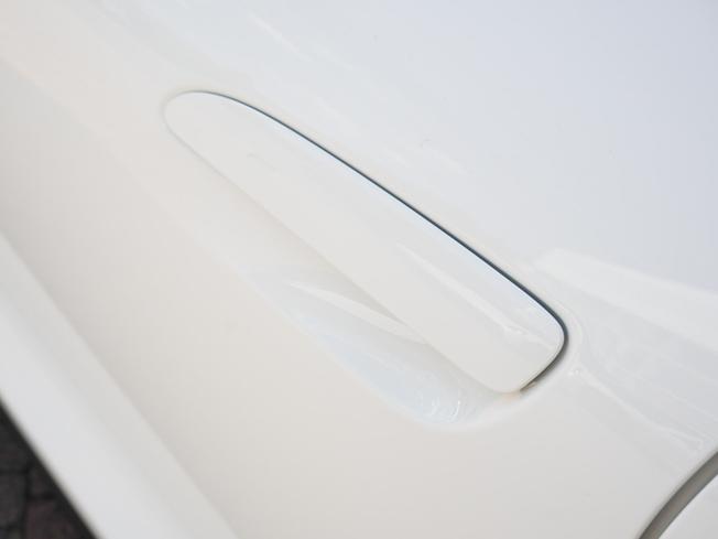 PORSCHE Taycan Photo 50