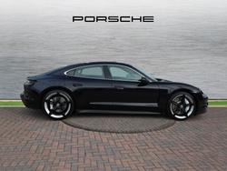 PORSCHE Taycan Photo 5