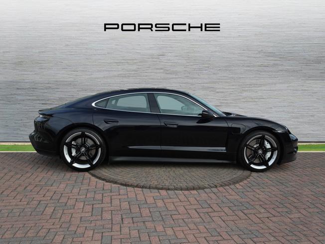 PORSCHE Taycan Photo 5
