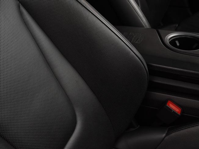 PORSCHE Taycan Photo 16