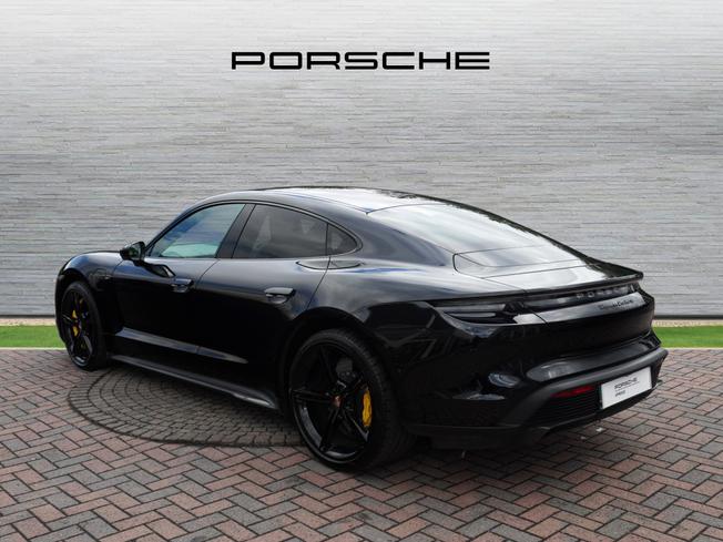 PORSCHE Taycan Photo 2