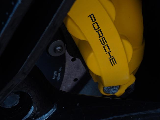 PORSCHE Taycan Photo 48