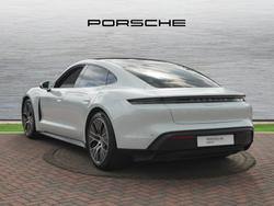 PORSCHE Taycan Photo 2