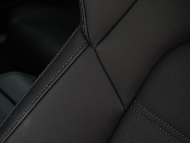 PORSCHE Panamera Photo 14