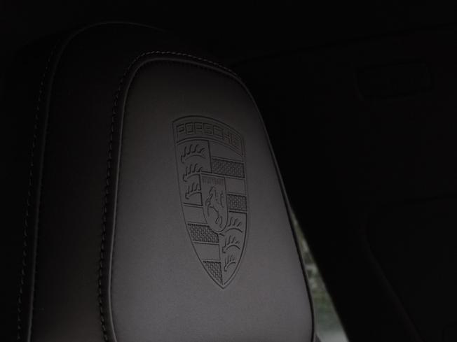 PORSCHE Panamera Photo 21