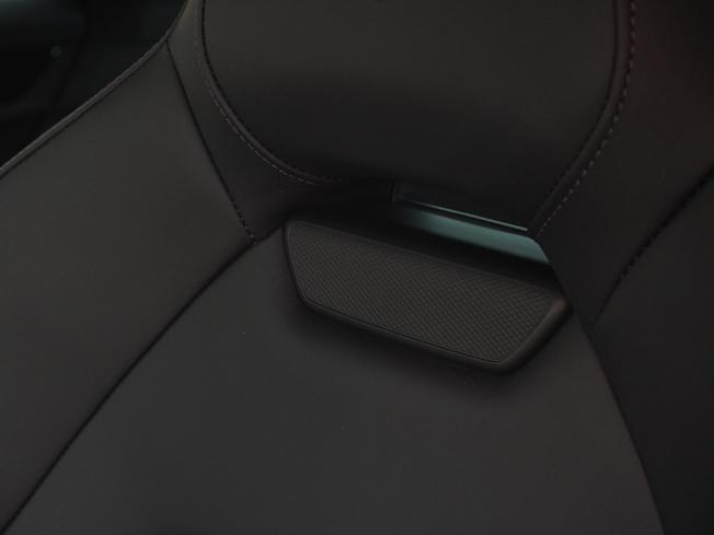PORSCHE Panamera Photo 23