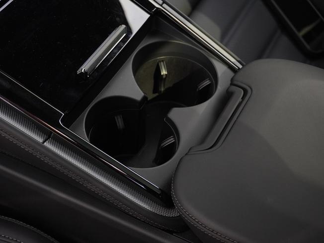 PORSCHE Panamera Photo 25