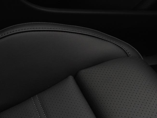 PORSCHE Panamera Photo 33
