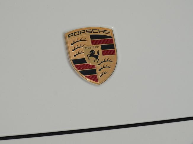PORSCHE Panamera Photo 47