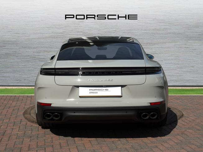 PORSCHE Panamera Photo 7