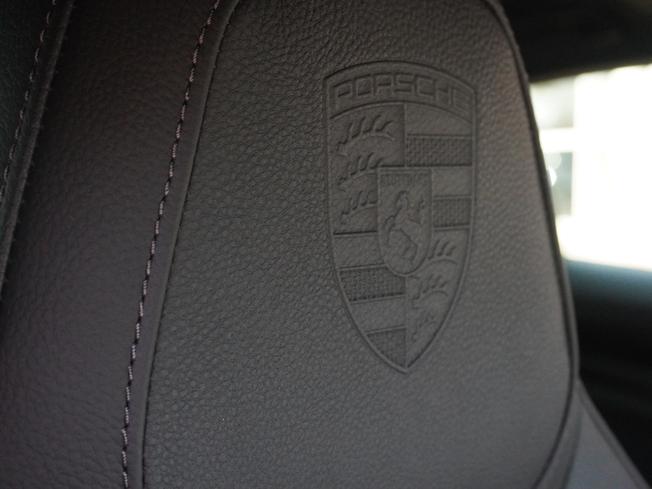 PORSCHE Panamera Photo 17