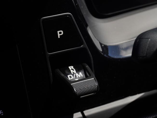 PORSCHE Panamera Photo 25