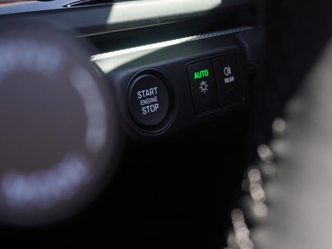 PORSCHE Panamera Photo 30