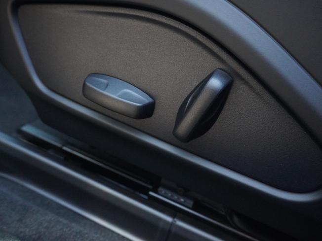 PORSCHE Panamera Photo 42
