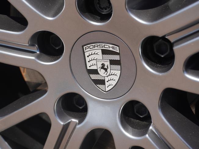 PORSCHE Panamera Photo 44