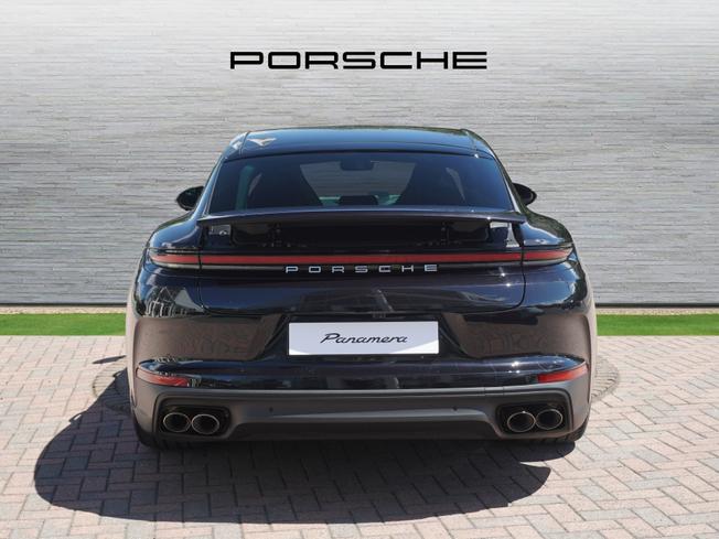 PORSCHE Panamera Photo 7