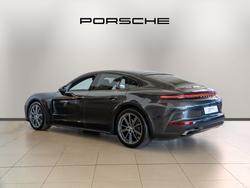 PORSCHE Panamera Photo 2