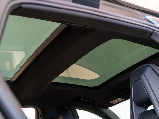 PORSCHE Panamera Photo 20