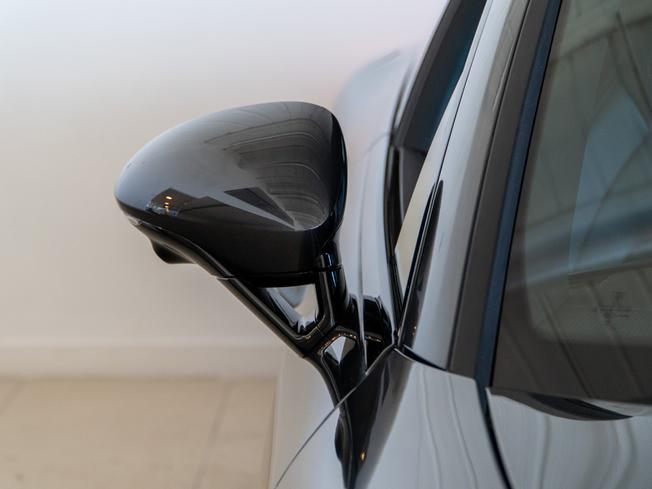 PORSCHE Panamera Photo 29
