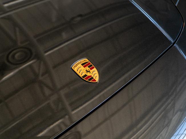 PORSCHE Panamera Photo 30