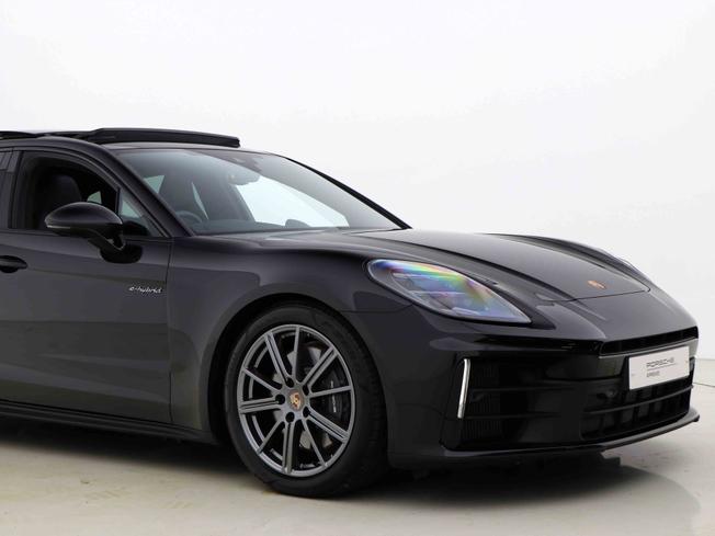 PORSCHE Panamera Photo 10