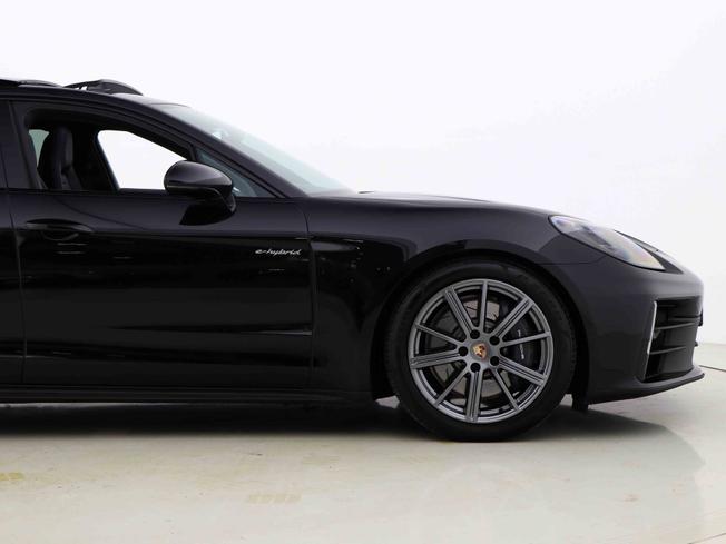 PORSCHE Panamera Photo 17