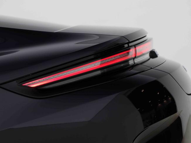PORSCHE Panamera Photo 20