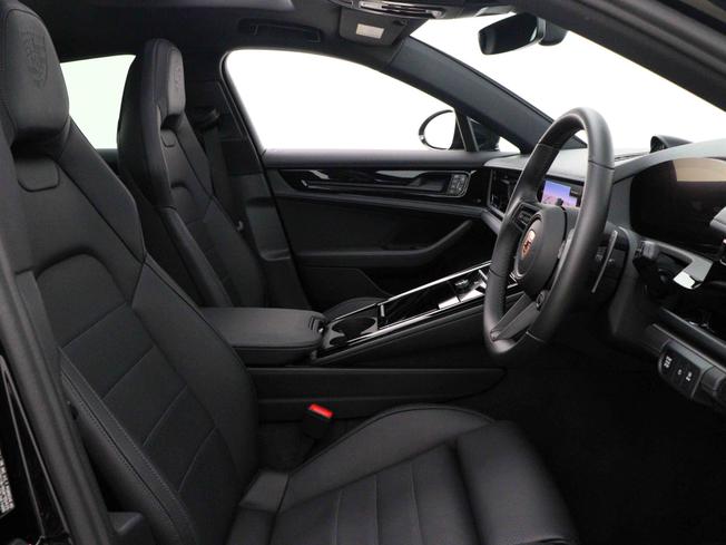 PORSCHE Panamera Photo 40