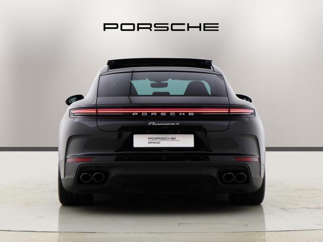 PORSCHE Panamera Photo 8