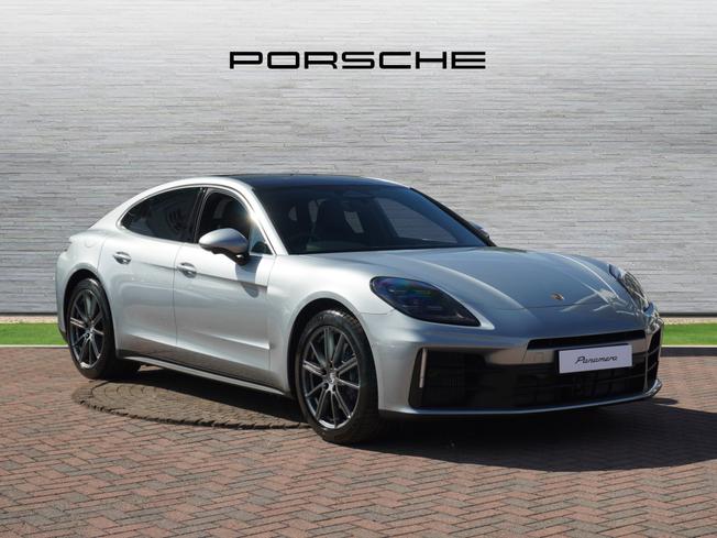 PORSCHE Panamera Photo 1