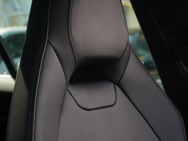 PORSCHE Panamera Photo 13