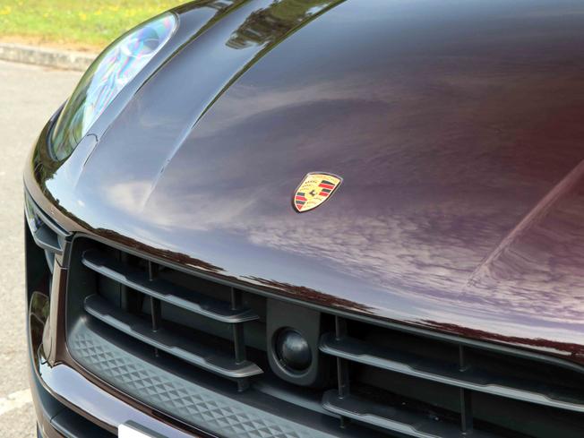 PORSCHE Macan Photo 10