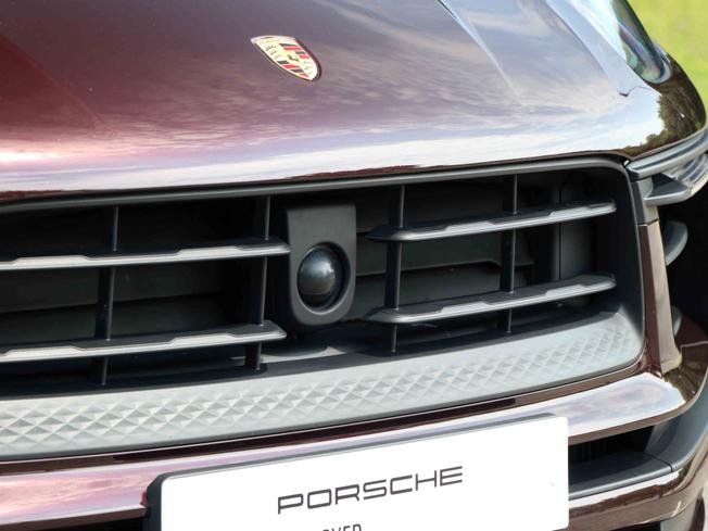 PORSCHE Macan Photo 13