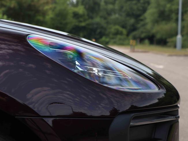 PORSCHE Macan Photo 33