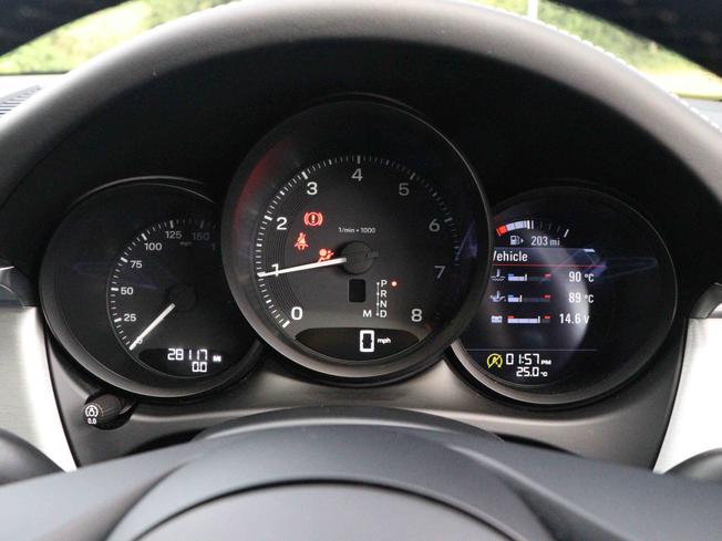 PORSCHE Macan Photo 39