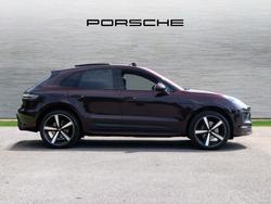 PORSCHE Macan Photo 4