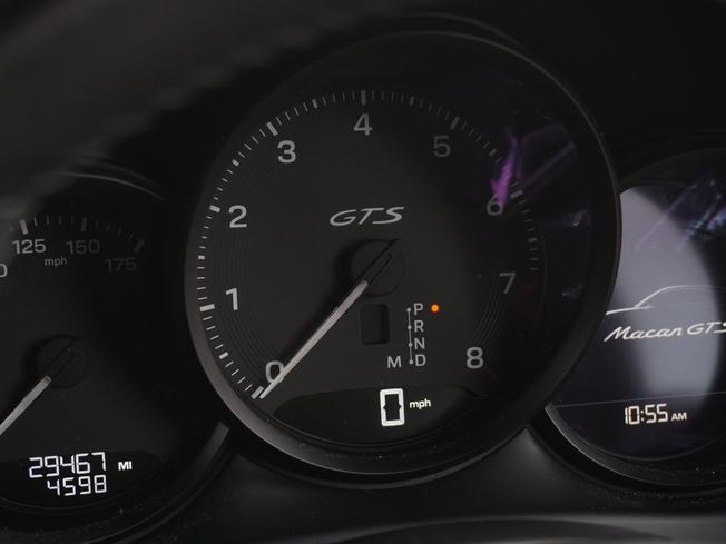 PORSCHE Macan Photo 19