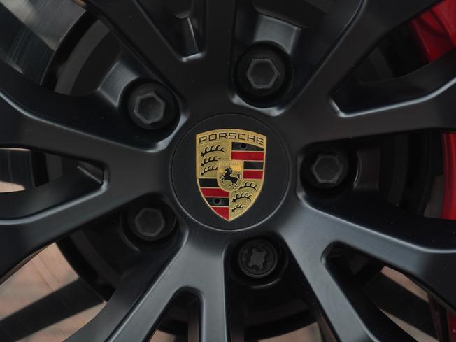 PORSCHE Macan Photo 32